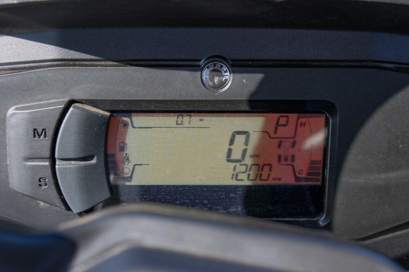 NEW 2025 CAN-AM DEFENDER MAX XT HD9 Image 23