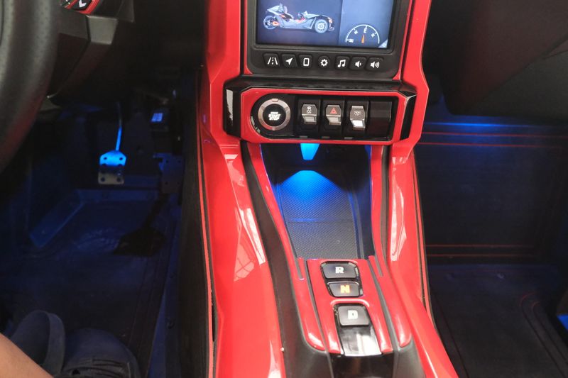 2020 Polaris SLINGSHOT R BLACK AND RED Image 25
