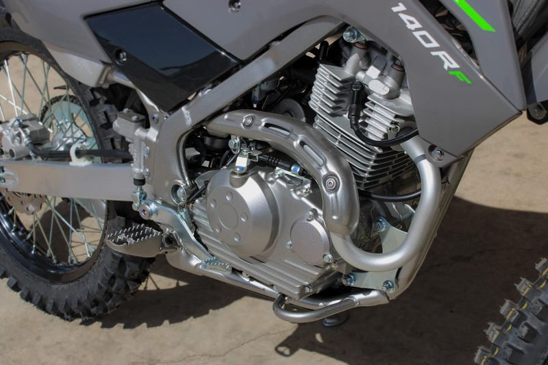 2025 Kawasaki KLX140R F BATTLE GRAY Image 12
