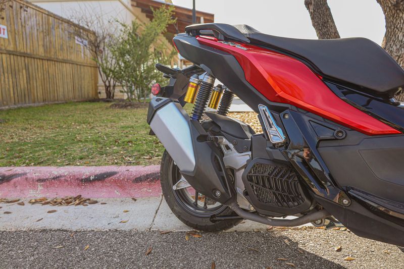 USED 2022 HONDA ADV 150 Image 12