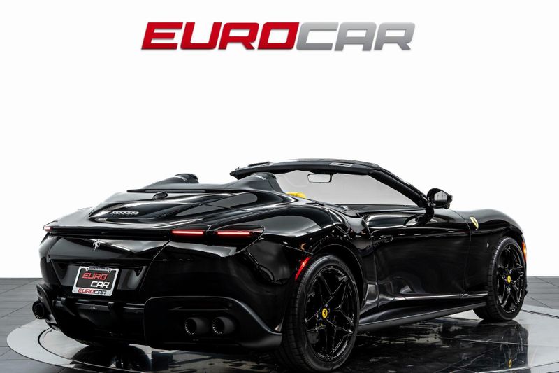 Used 2025 Ferrari Roma *FULL BODY PPF * CARBON FIBER LED STEERING WHEEL*Image 6
