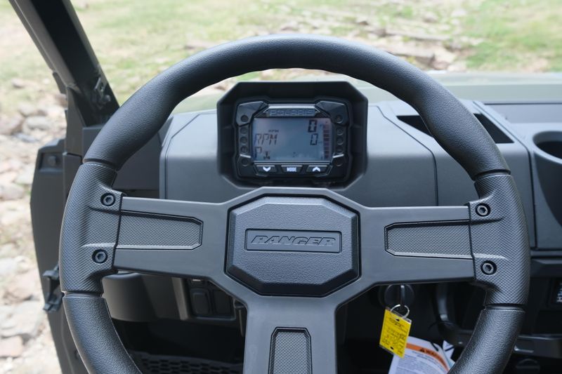 2025 Polaris RANGER 1000 EPS SAGE GREEN Image 11