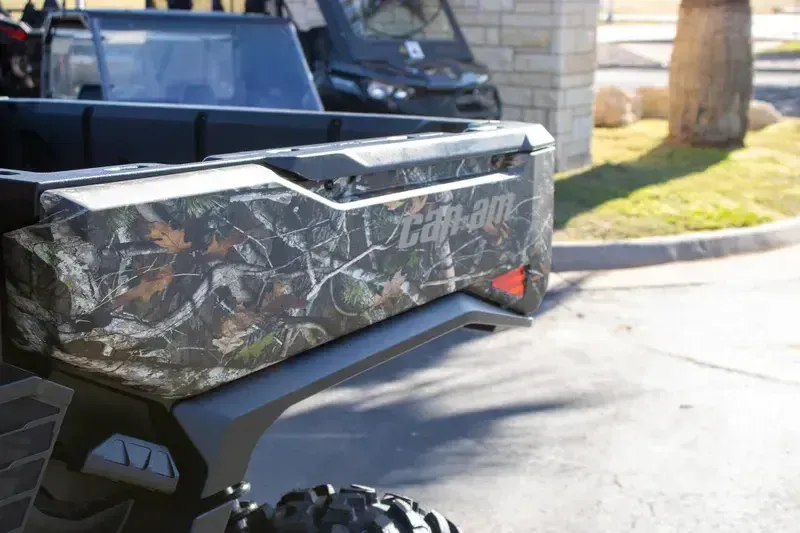 NEW 2026 CAN-AM DEFENDER MAX XT HD11 WITH 1025 INCH TOUCHSCREEN Image 13