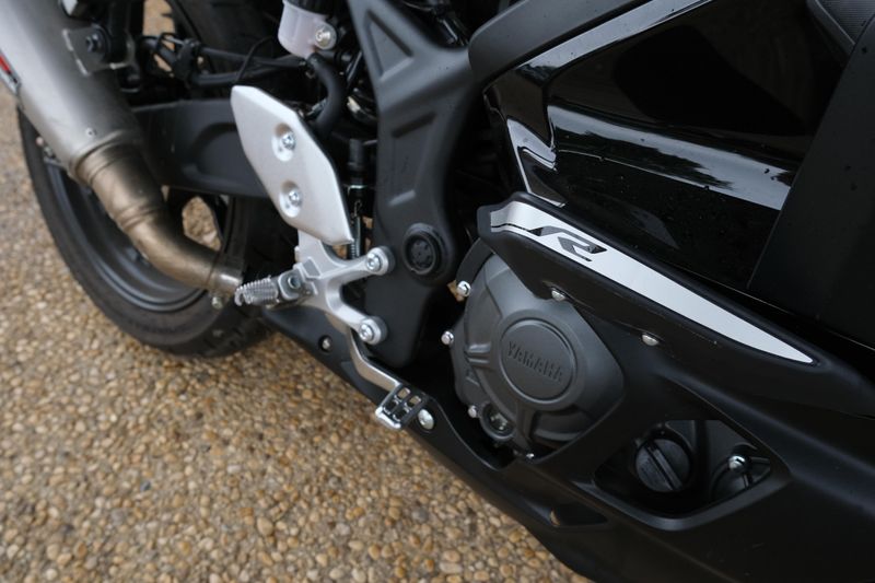 2025 Yamaha YZFR3 ABS MATTE STEALTH BLACK Image 17