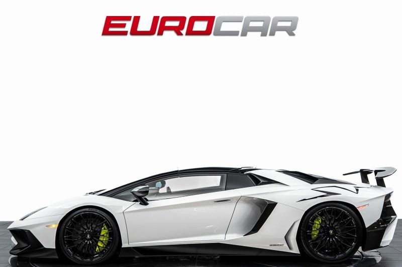 2017 Lamborghini Aventador LP750-4 SV *HUGE CARBON OPTIONS * FULL PPF*Image 3