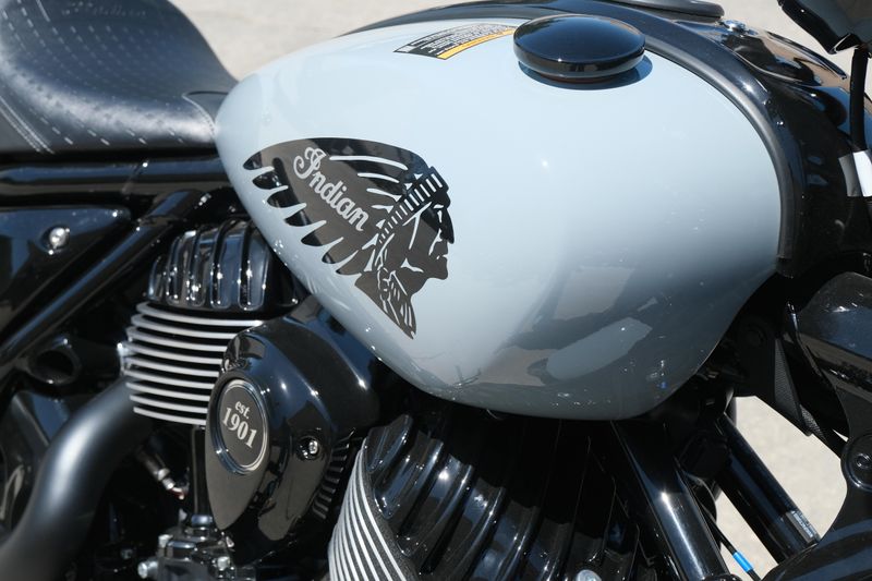 NEW 2025 INDIAN MOTORCYCLE CHIEF BOBBER DARK HORSE Image 21