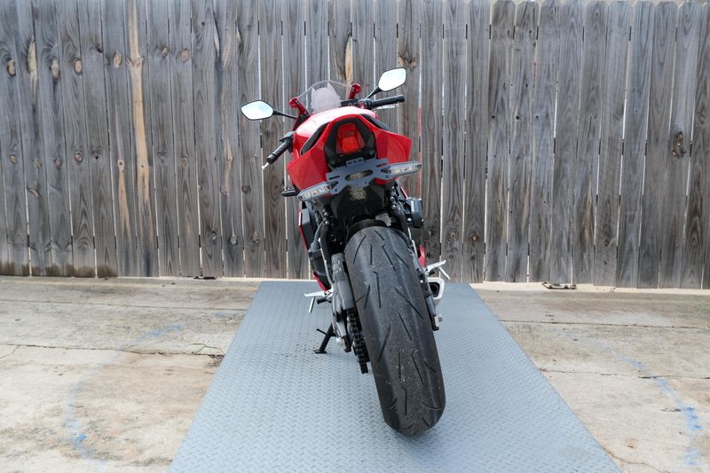 USED 2024 HONDA CBR650R ABS Image 4