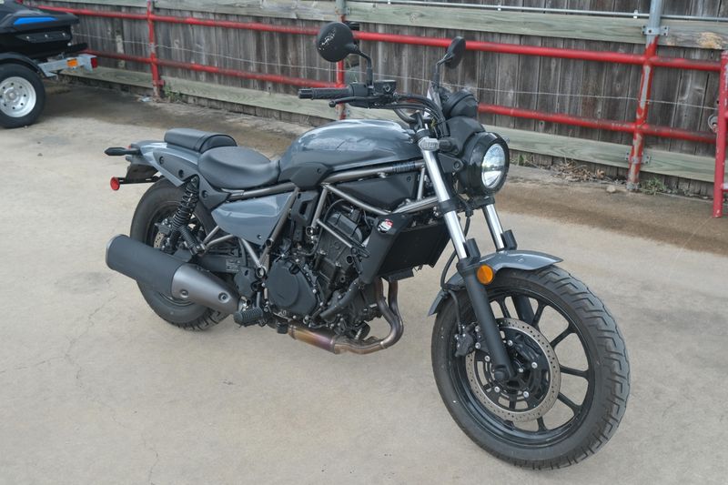 2024 Kawasaki ELIMINATOR PEARL STORM GRAY Image 1