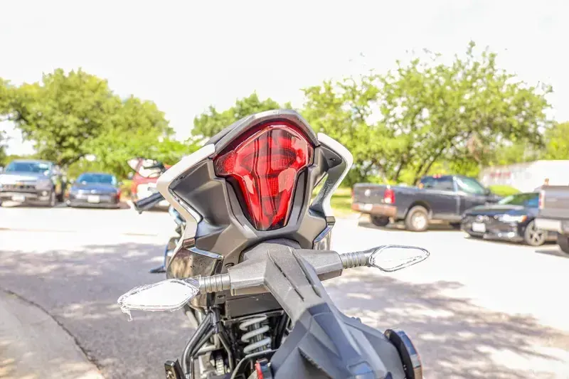 NEW 2026 CFMOTO 300SS Image 5