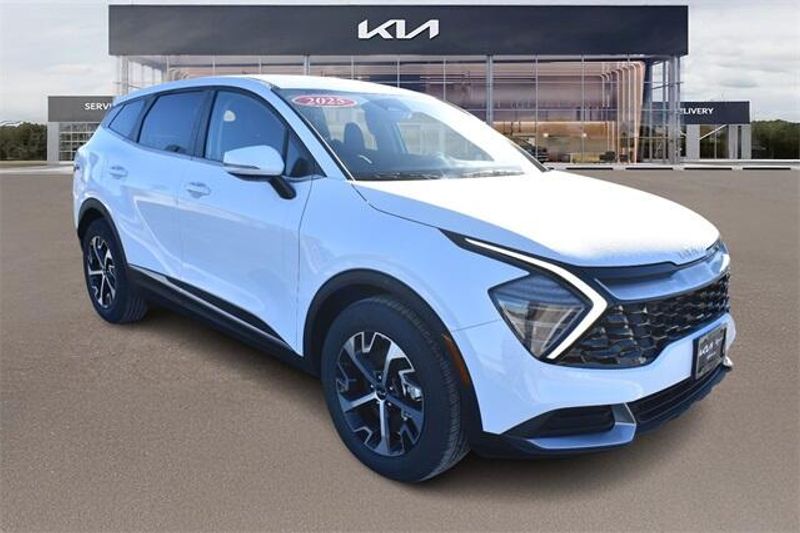 2025 Kia Sportage EXImage 10