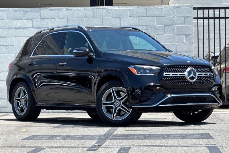 Used 2024 Mercedes-Benz GLE 580Image 2