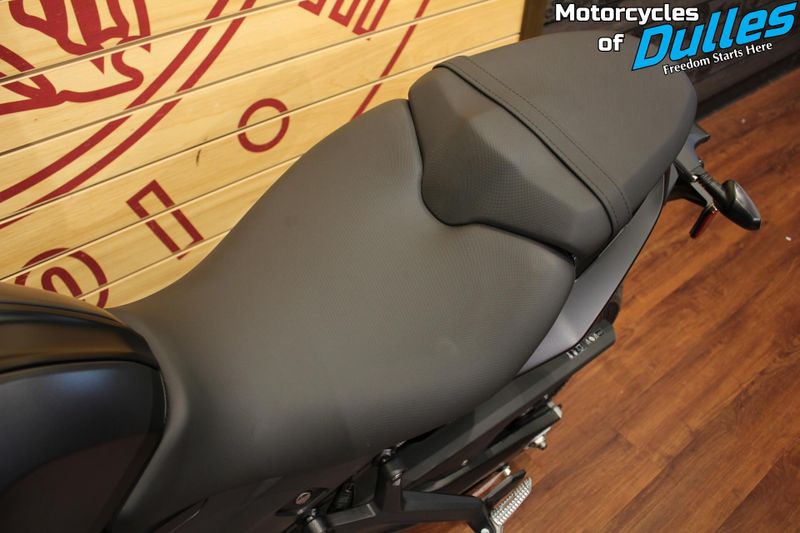 Used 2025 Triumph Daytona 660 Image 12