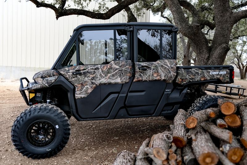 2025 Can-Am DEFENDER MAX LIMITED CAB HD10 WILDLAND CAMOImage 5