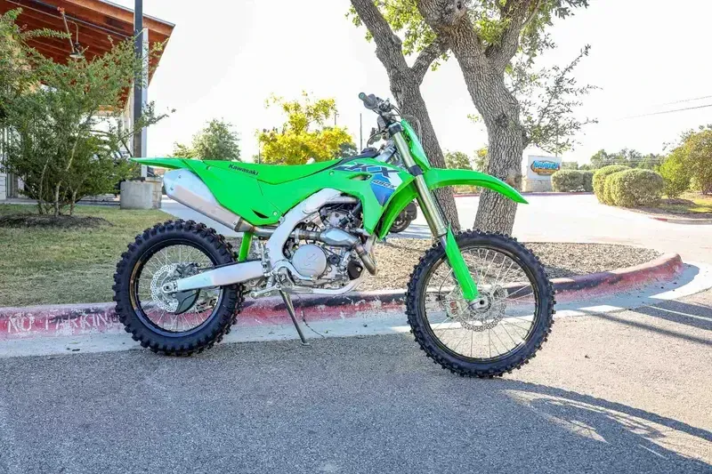 NEW 2026 KAWASAKI KX 450X Image 2