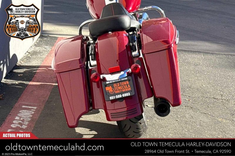 2021 Harley-Davidson Street Glide in a BILLIARD RED exterior color. BMW Motorcycles of Temecula – Southern California (951) 506-6903 bmwmotorcyclesoftemecula.com 