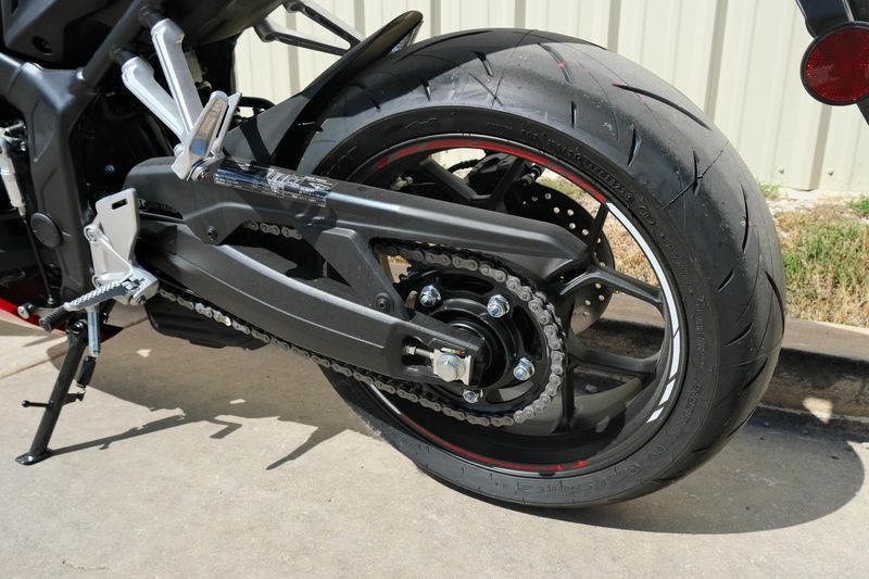 NEW 2025 HONDA CBR650R ECLUTCH Image 19