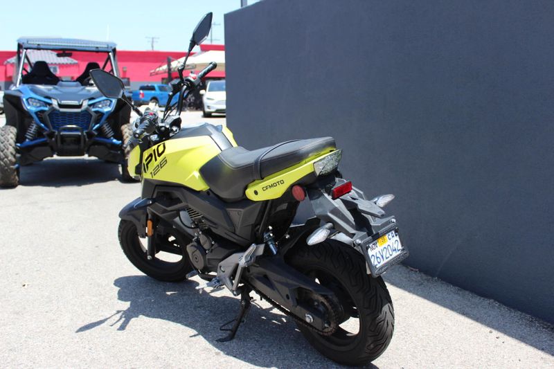 2023 CFMOTO PAPIO CF125-3US Base Image 2