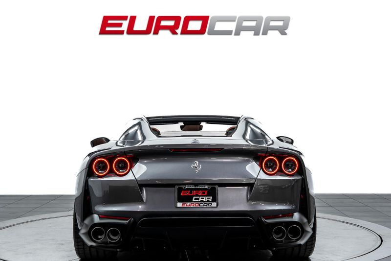 2022 Ferrari 812 GTS *AIRBRUSHED SCUDERIA LOGO * SUSPENSION LIFTER*Image 5