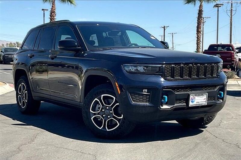 2023 Jeep Grand Cherokee Trailhawk 4xe in a Midnight Sky exterior color and Global Blackinterior. I-10 Chrysler Dodge Jeep Ram (760) 565-5160 pixelmotiondemo.com 