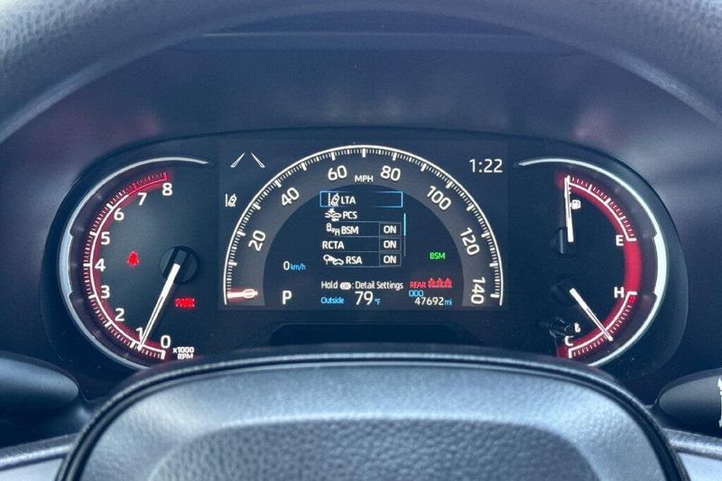 Used 2025 Toyota RAV4 XLEImage 23