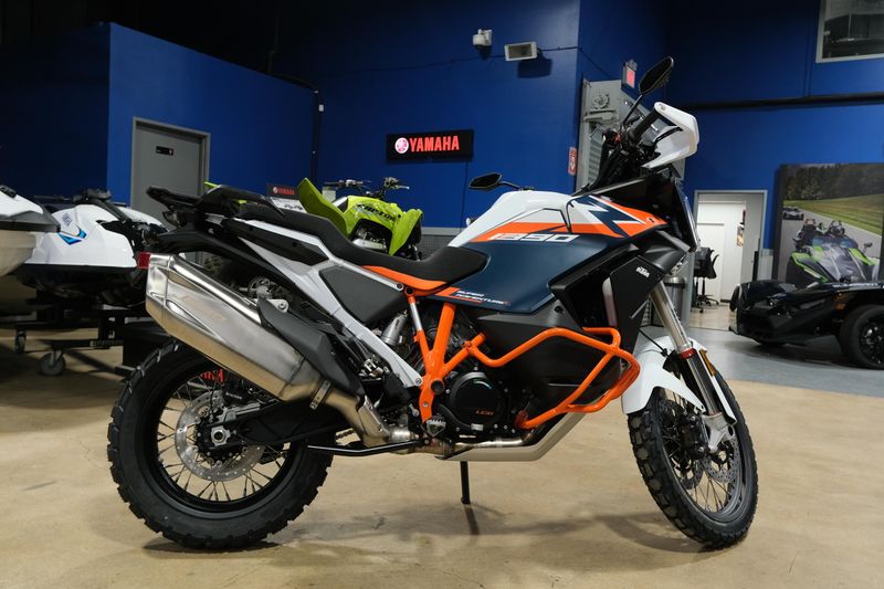 NEW 2026 KTM 1390 SUPER ADVENTURE R OT Image 8