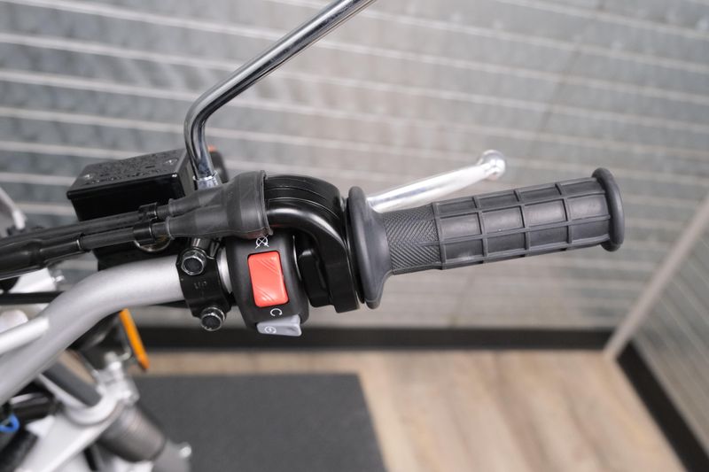 NEW 2026 YAMAHA TW200 Image 21