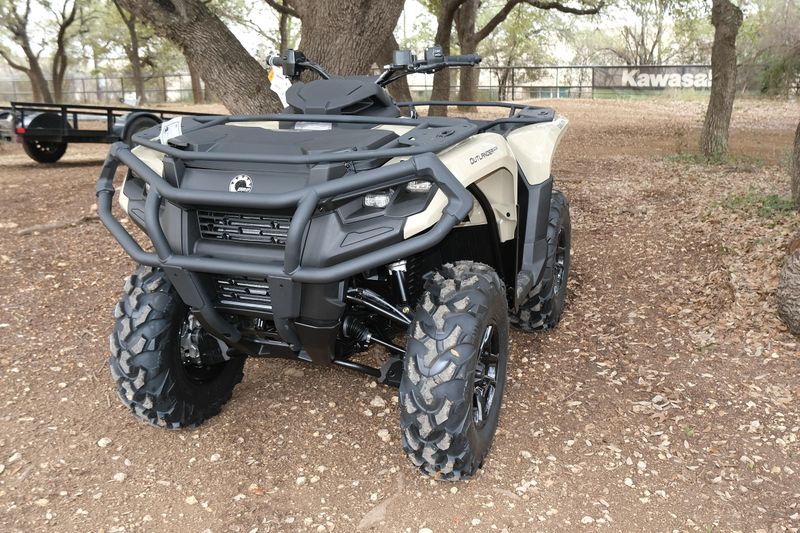 2025 Can-Am OUTLANDER PRO HD7 DESERT TANImage 19