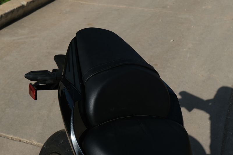 2025 Kawasaki NINJA 650 ABS METALLIC MATTE OLD SCHOOL GREEN AND METALLIC SPARK BLACK Image 19