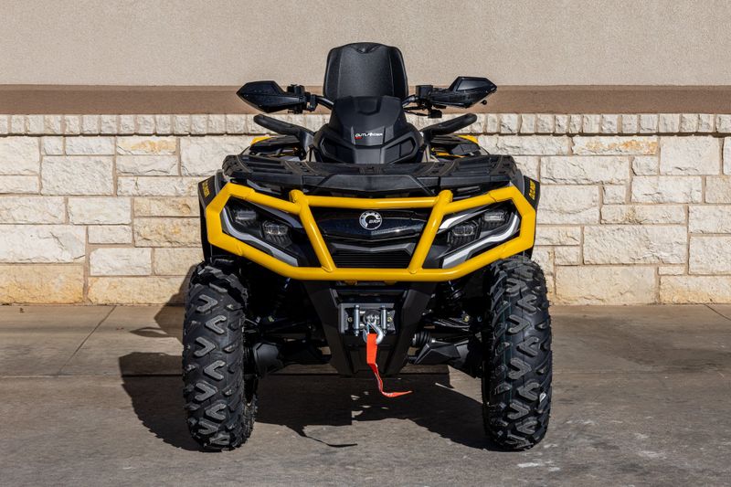 2024 Can-Am OUTLANDER MAX XTP 1000R HYPER SILVER AND NEO YELLOWImage 8