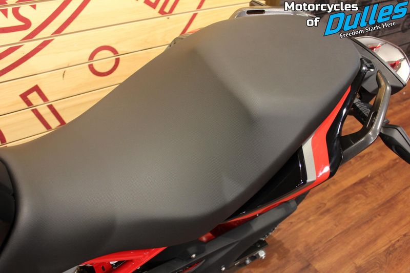 New 2025 BMW G 310 R Image 15