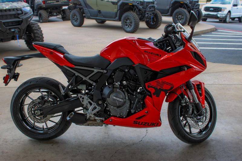 NEW 2026 SUZUKI GSX-8R Image 2