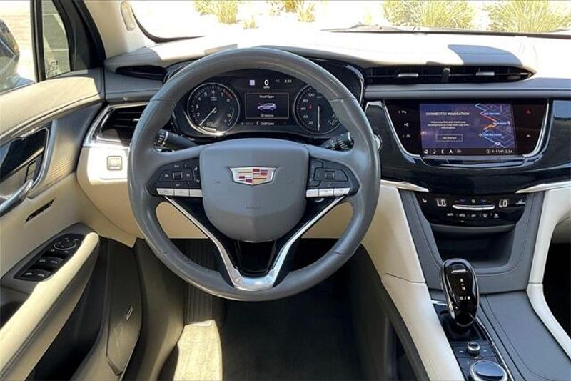 Used 2021 Cadillac XT6 Premium LuxuryImage 4