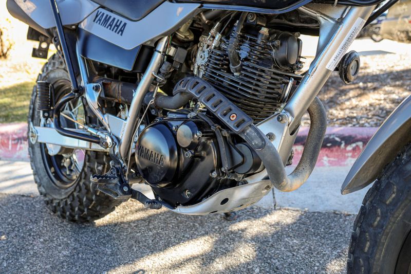 USED 2022 YAMAHA TW200 Image 21