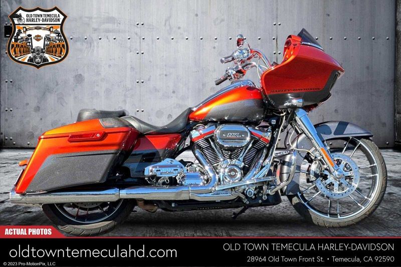 2018 Harley-Davidson Road Glide in a ORNGLAVA/DKALOY W/PINSTRIPE exterior color. BMW Motorcycles of Temecula – Southern California (951) 506-6903 bmwmotorcyclesoftemecula.com 