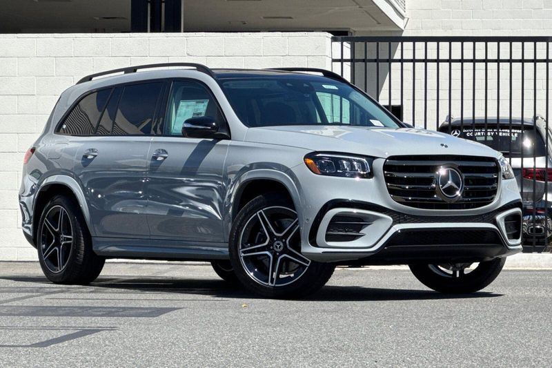 New 2026 Mercedes-Benz GLS 450Image 2