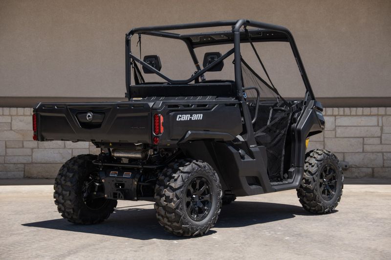 2025 Can-Am DEFENDER DPS HD9 STEALTH BLACKImage 3