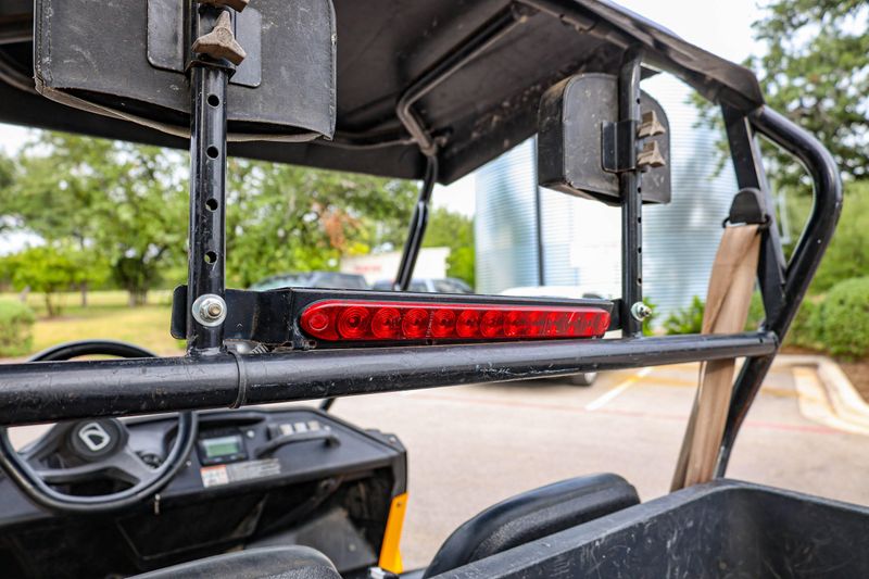 Used 2018 CUB CADET CHALLENGER 400  BLACK AND YELLOW Image 15