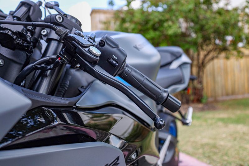 NEW 2026 KAWASAKI NINJA ZX6R ABS Image 4