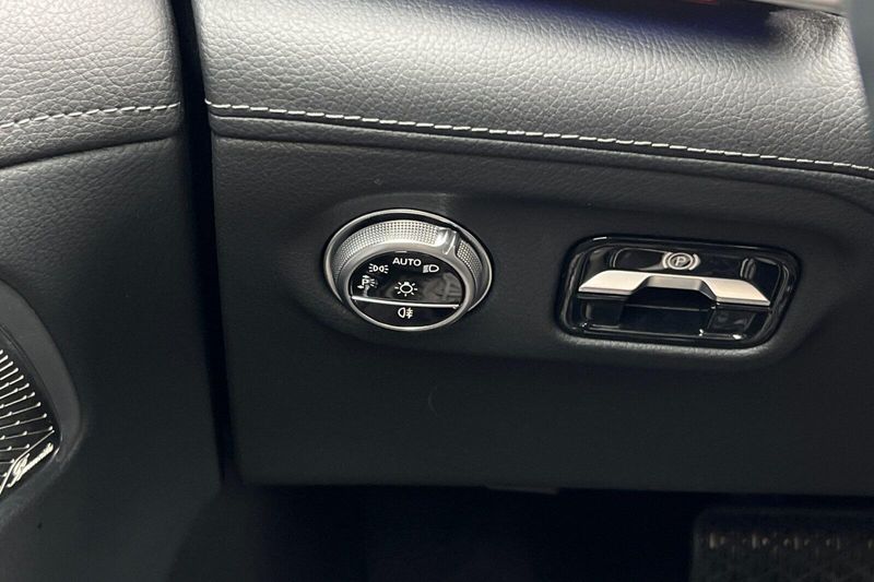 2023 Mercedes-Benz EQS 450Image 32