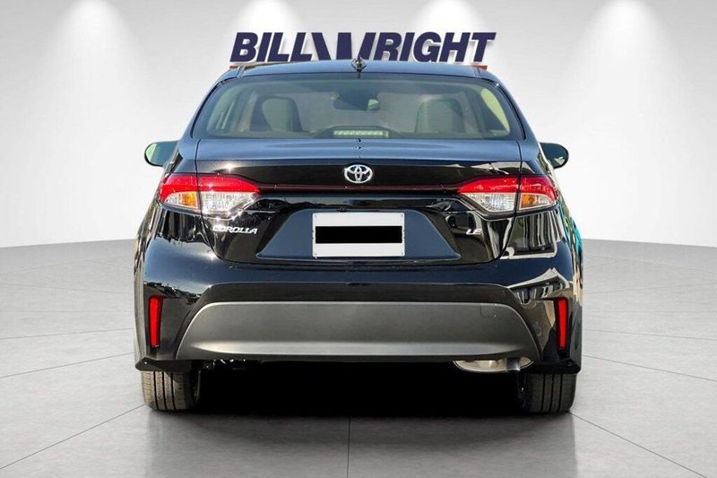 New 2027 Toyota Corolla LEImage 4