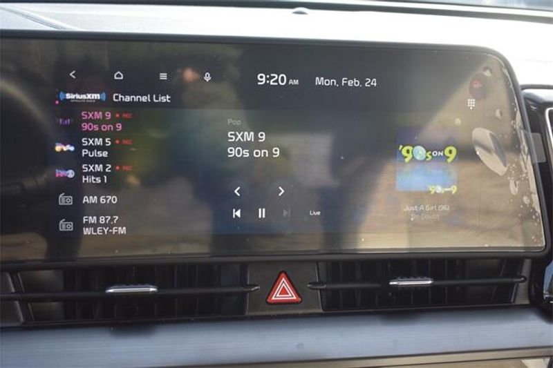 New 2025 Kia Sportage EXImage 26
