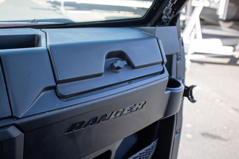 NEW 2026 POLARIS RANGER CREW 1000 PREMIUM Image 25