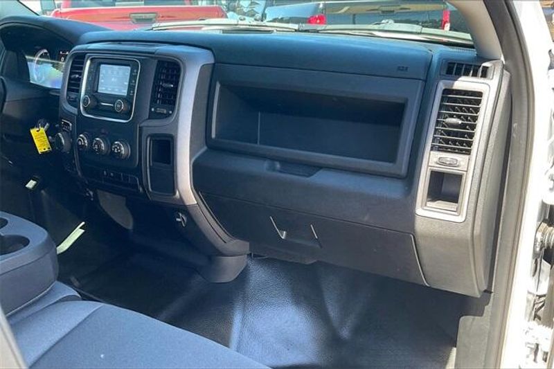 2024 RAM 1500 Classic Tradesman Crew Cab 4x4 5