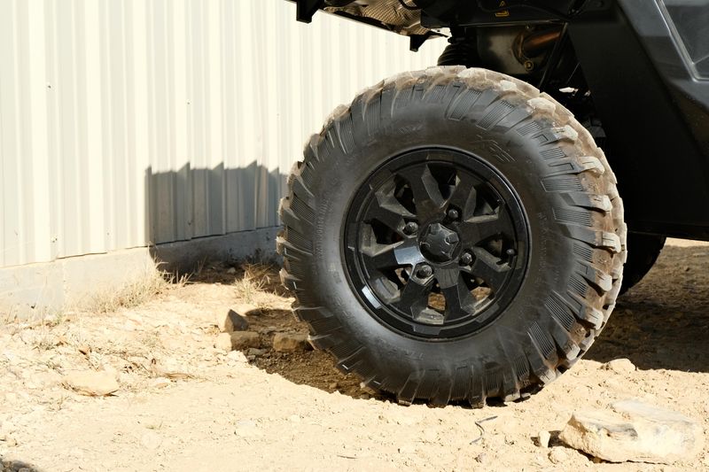 NEW 2026 CAN-AM DEFENDER MAX XT CAB HD11 WITH 1025 INCH TOUCHSCREEN Image 18