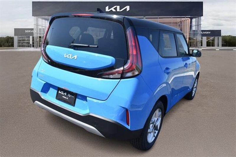 New 2025 Kia Soul SImage 3