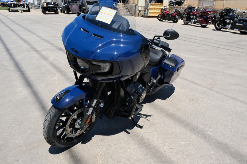 NEW 2025 INDIAN MOTORCYCLE CHALLENGER DARK HORSE Image 7