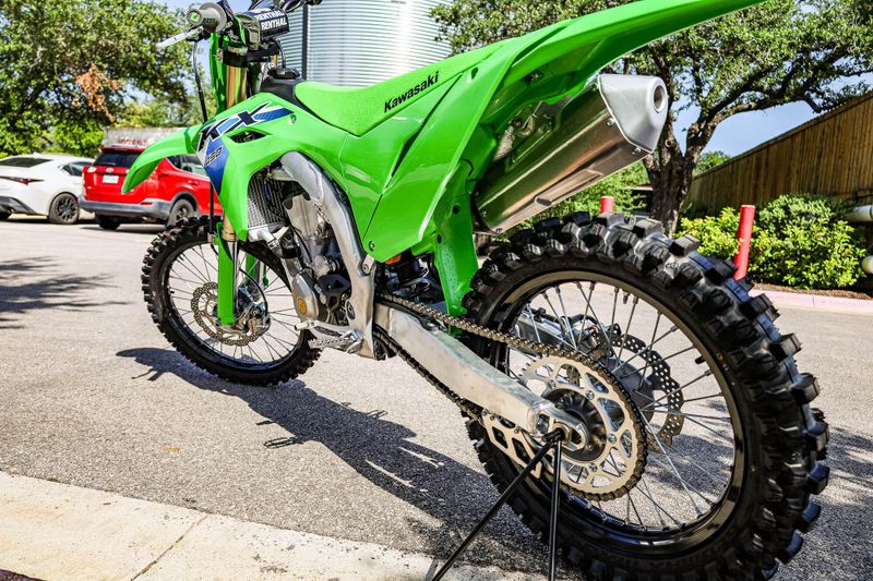 New 2026 Kawasaki KX450  LIME GREEN Image 11