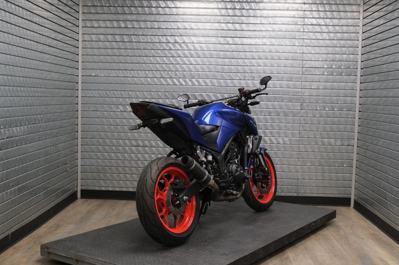 USED 2021 YAMAHA MT03 Image 3