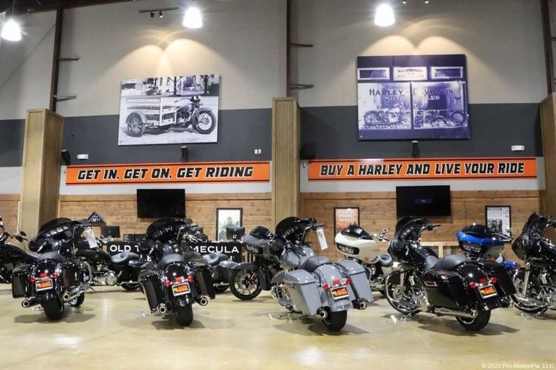 2022 Harley-Davidson Pan America in a Black exterior color. BMW Motorcycles of Temecula – Southern California 951-395-0675 bmwmotorcyclesoftemecula.com 