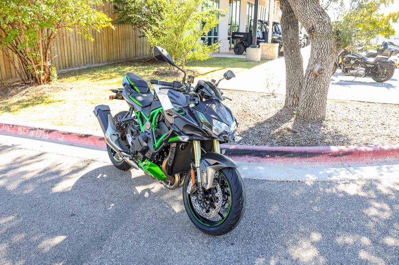 NEW 2025 KAWASAKI Z H2 SE ABS Image 8